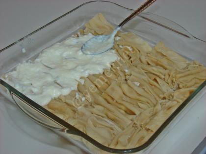 El Açması Lorlu Kırma Böreği