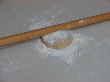 El Açması Lorlu Kırma Böreği