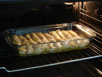 Baklavalık Yufkadan Cevizli Sarma Baklava