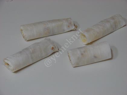 Baklavalık Yufkadan Cevizli Sarma Baklava