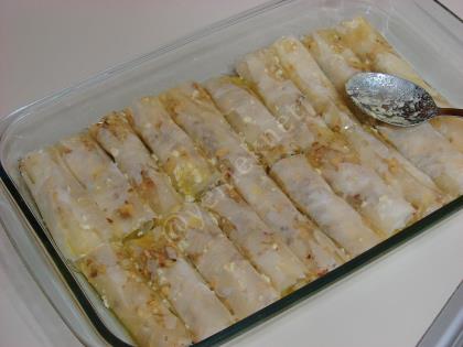 Baklavalık Yufkadan Cevizli Sarma Baklava