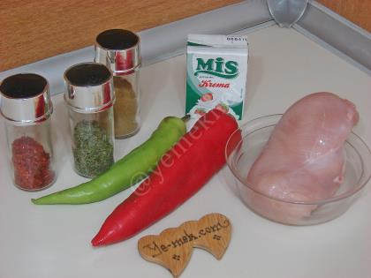 Kremalı Biberli Tavuk Yemeği