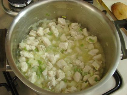 Tavuk Etli Enginar Dolması