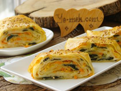 Üç Renkli Sebzeli Börek