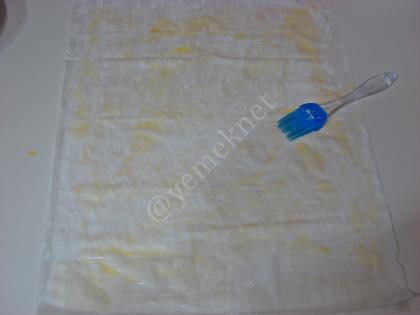 Baklava Yufkasında Kadayıf Sarma