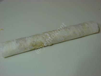 Baklava Yufkasında Kadayıf Sarma