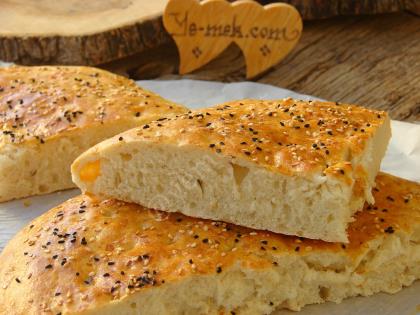 Ev Yapımı Ramazan Pidesi
