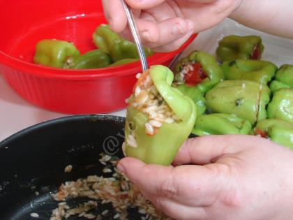 Fırında Zeytinyağlı Biber Dolması