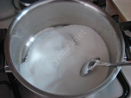 Karamelli Etimek Tatlısı