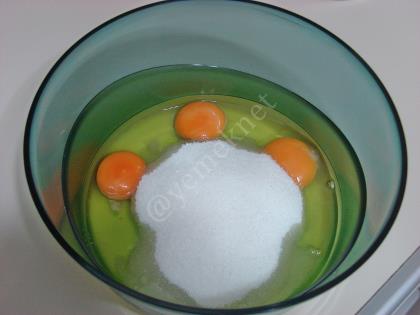 Kolay Portakallı Kek (Sütsüz ve Yoğurtsuz)