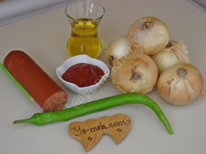 Sucuklu Soğan Aşı