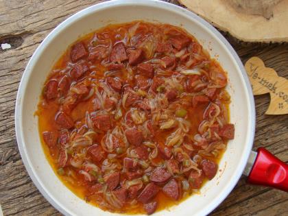 Sucuklu Soğan Aşı