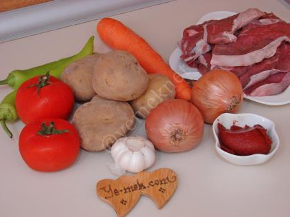 Tencerede Sebzeli Et Yemeği