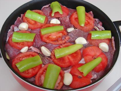 Tencerede Sebzeli Et Yemeği