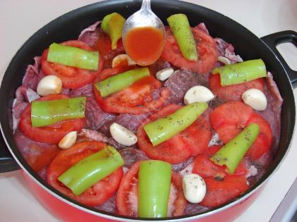 Tencerede Sebzeli Et Yemeği