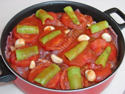 Tencerede Sebzeli Et Yemeği