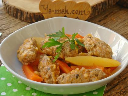 Terbiyeli Sebzeli Pirinçli Sulu Köfte Yemeği
