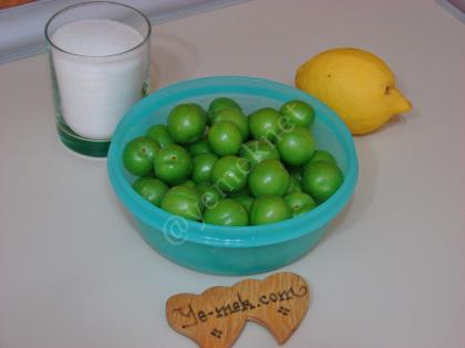 Yeşil Erik Hoşafı