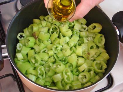 Yoğurtlu Biber Mezesi