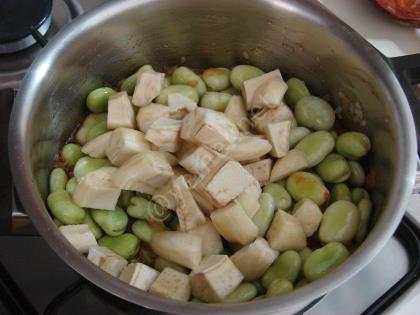 Zeytinyağlı Enginarlı İç Bakla