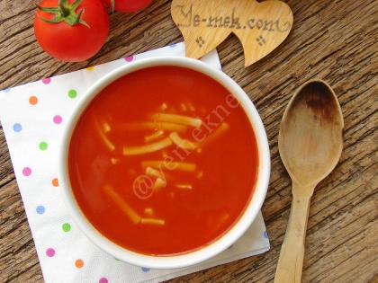 Erişteli Domates Çorbası
