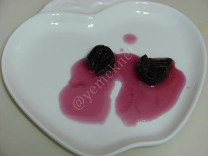 Ev Yapımı Kiraz Reçeli