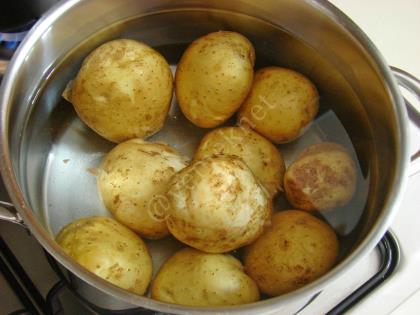 Fırında Baharatlı Çatlak Patates