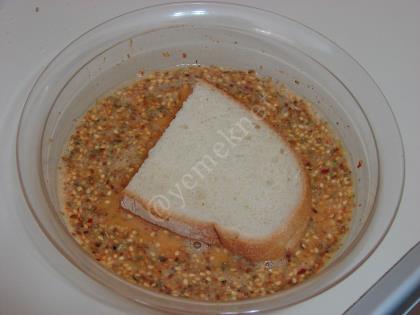 Fırında Yumurtalı Ekmek