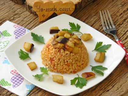 Patlıcanlı Bulgur Pilavı