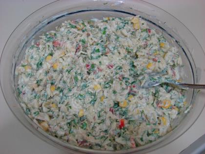 Yoğurtlu Tavuklu Arpa Şehriye Salatası