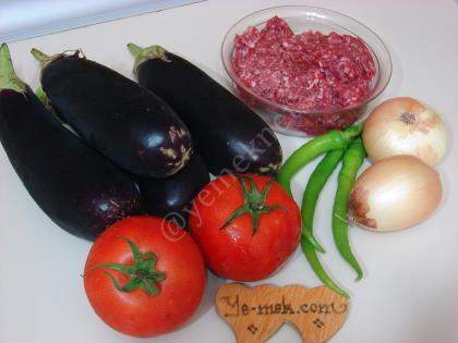 Fırında Kıymalı Karnıyarık