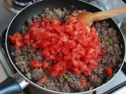 Fırında Kıymalı Karnıyarık