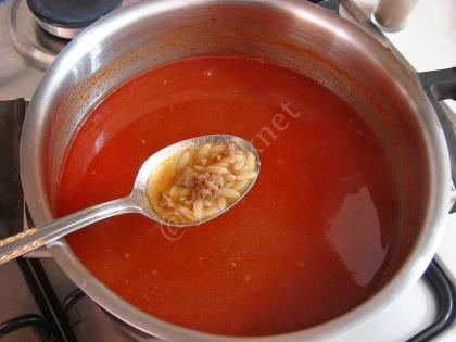 Kıymalı Arpa Şehriye Çorbası