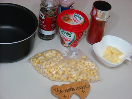 Bardakta Peynir Soslu Mısır