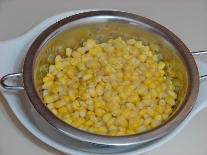 Bardakta Peynir Soslu Mısır