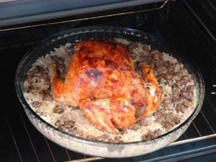 Fırında İç Pilavlı Bütün Tavuk