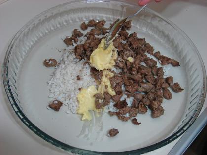 Fırında İç Pilavlı Bütün Tavuk