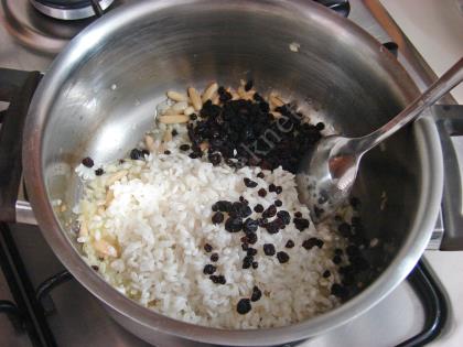 İç Pilavlı Tavuk Dolması