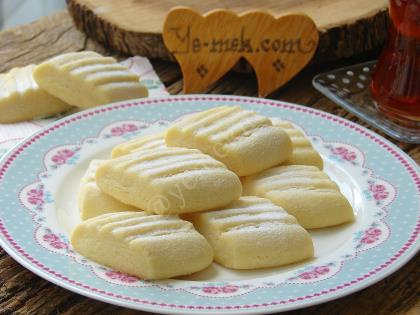 Pastane Usulü Un Kurabiyesi