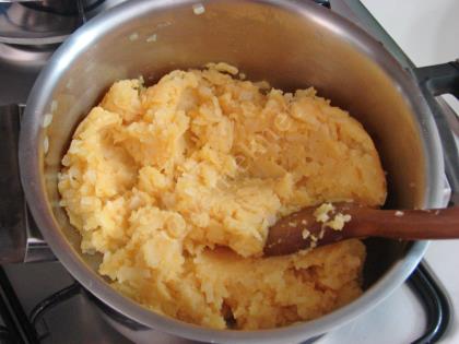 Patatesli Simit Böreği