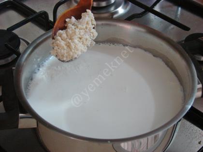 Sütlü Ovmaç Çorbası