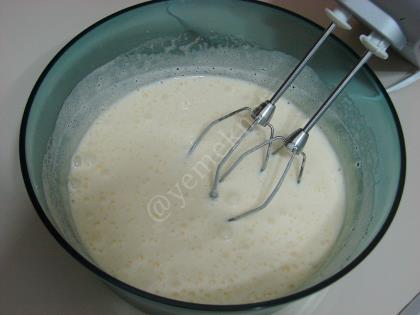 Şişleme Pasta (Dürtme Kek)