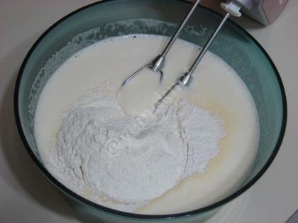 Şişleme Pasta (Dürtme Kek)