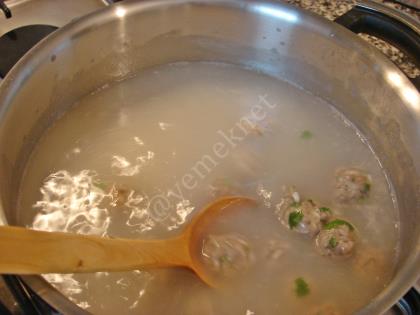 Terbiyeli Ekşili Sulu Köfte