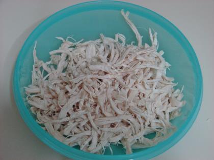 Yeşillikli Tavuk Salatası