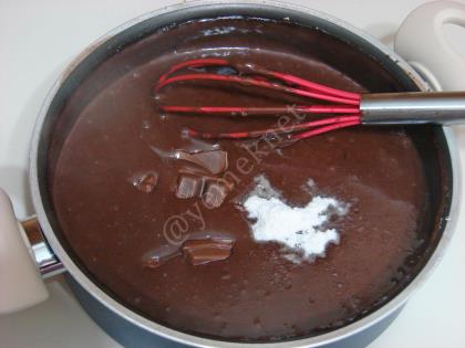 Bisküvili Yaş Pasta