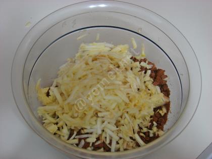 Elmalı Bisküvi Topları