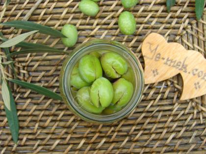 Ev Yapımı Kırma Taze Yeşil Zeytin