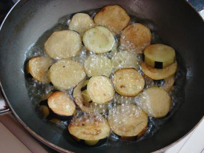 Fırında Beşamel Soslu Kıymalı Sebzeli Oturtma