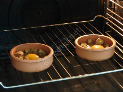 Fırında Kıtır Ekmekli Yumurta